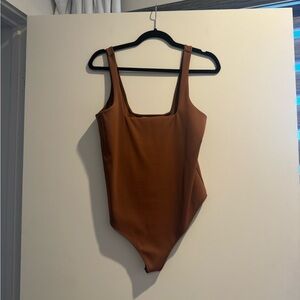 Good American Square Neck Brown Bodysuit Size 4 Rust